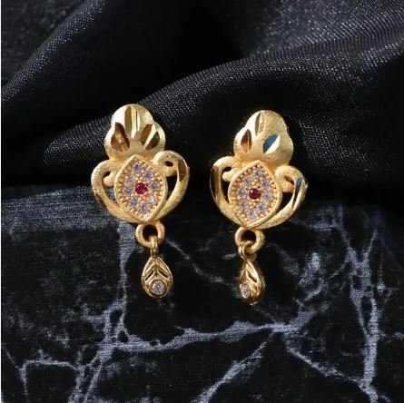 Ethnic Floral Motif Gold Stud Earrings with Stone Center & Elegant Drop Finish for Women - Image 4